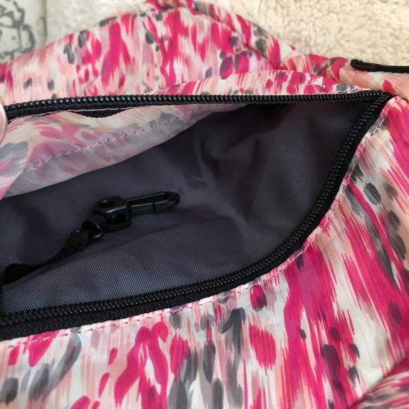 Kavu Pink Crossbody Bag - Picture 8 of 8